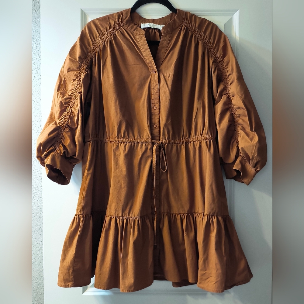 ASTR The Label Tiered Puff Sleeve Dress Rust Brown M Cottagecore Bohemian Mini